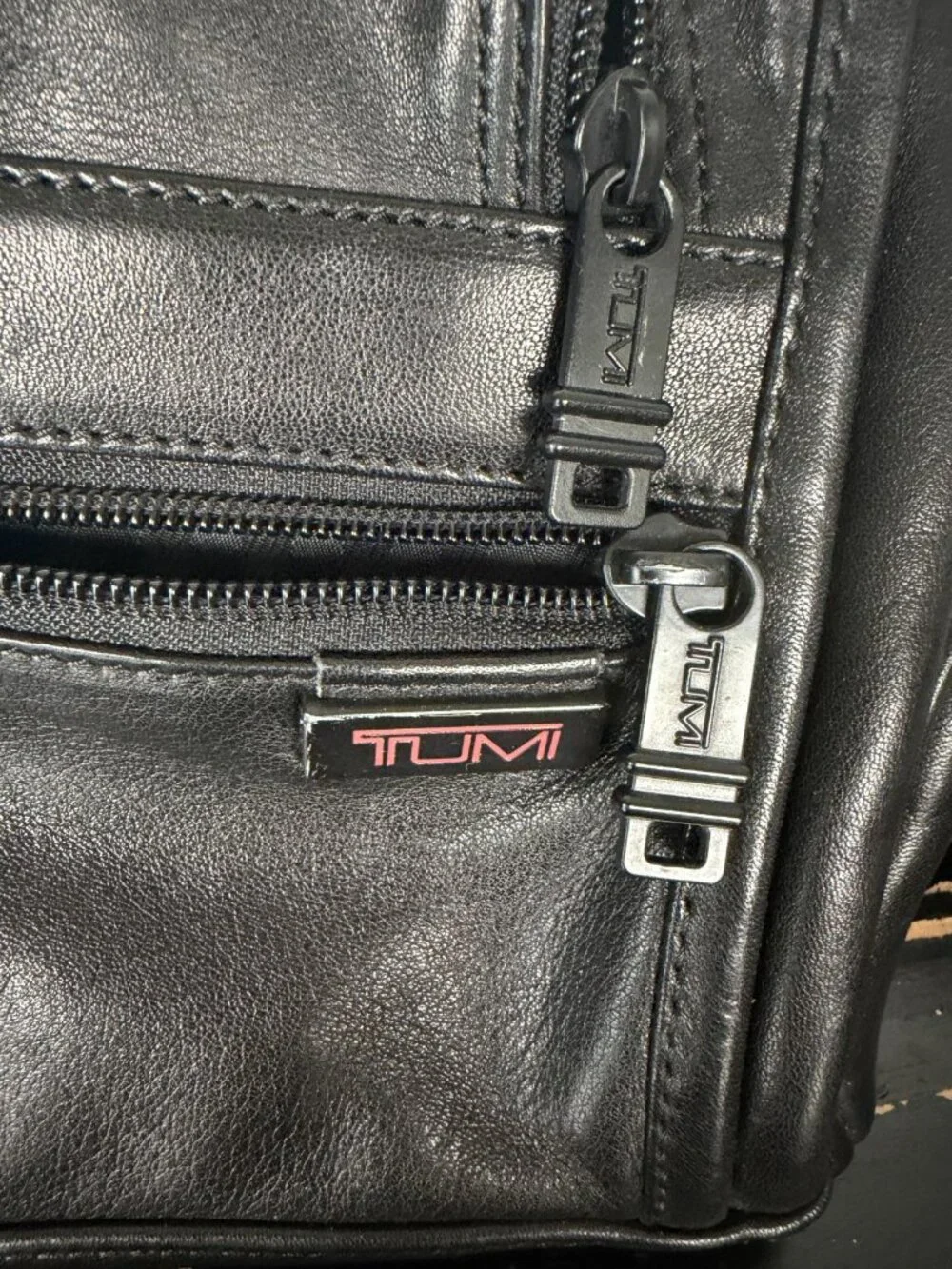 TUMI Leather Waist Belt Bag Black